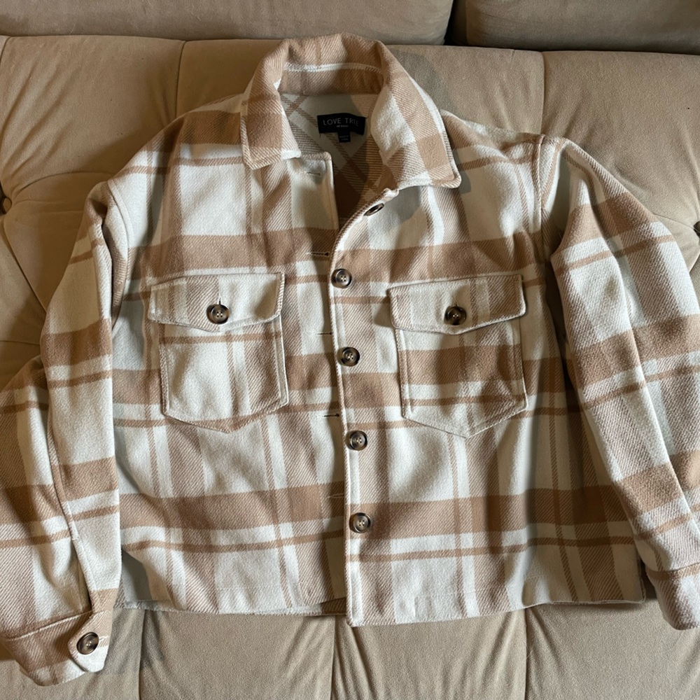 Love Tree White and Tan Sherpa Cropped Jacket